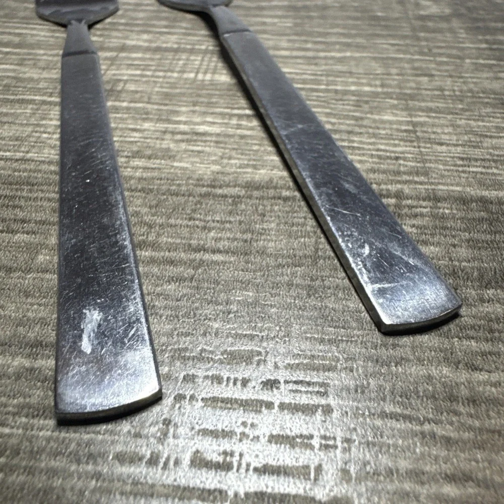 American Airlines FORK 6 3/8